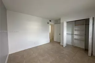 2705 NE 9th Ave, Wilton Manors, FL 33334 - Photo 27
