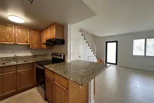 2705 NE 9th Ave, Wilton Manors, FL 33334 - Photo 3