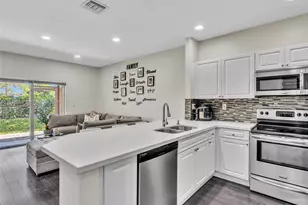 5779 NW 116th Ave, Doral, FL 33178 - Photo 17