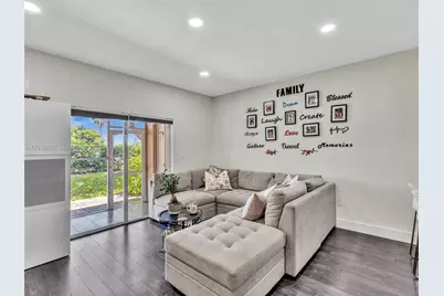 5779 NW 116th Ave #104, Doral, FL 33178 - Photo 13