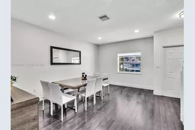 5779 NW 116th Ave #104, Doral, FL 33178 - Photo 3