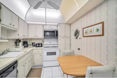 1950 S Ocean Dr #4D, Hallandale Beach, FL 33009 - Photo 11