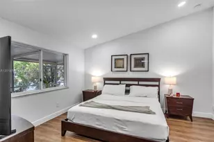 20869 NW 4 St, Pembroke Pines, FL 33029 - Photo 23