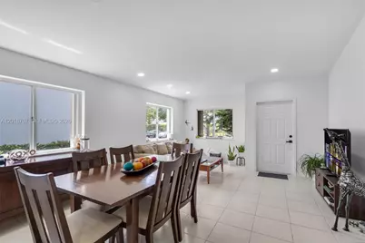 20869 NW 4th St, Pembroke Pines, FL 33029 - Photo 11