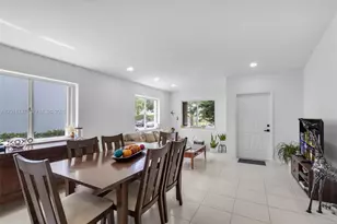 20869 NW 4 St, Pembroke Pines, FL 33029 - Photo 11