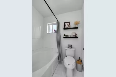 20869 NW 4th St, Pembroke Pines, FL 33029 - Photo 25