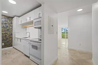 8888 Collins Ave #115, Surfside, FL 33154 - Photo 9