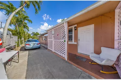 3126 NW 28th St, Miami, FL 33142 - Photo 7