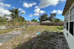 1701 NW 13th St, Fort Lauderdale, FL 33311 - Photo 15