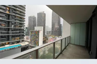 1010 Brickell Ave #2208, Miami, FL 33131 - Photo 13