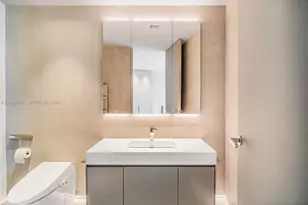18555 Collins Ave, Sunny Isles Beach, FL 33160 - Photo 17