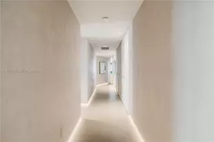 18555 Collins Ave, Sunny Isles Beach, FL 33160 - Photo 15