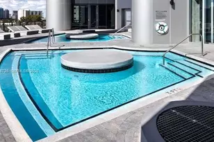 18555 Collins Ave, Sunny Isles Beach, FL 33160 - Photo 35