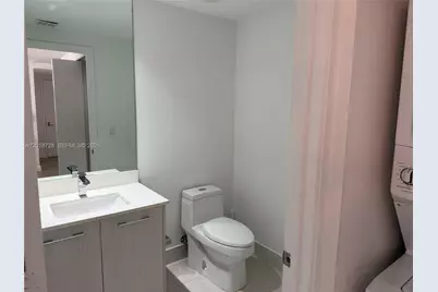 55 SW 9th St #2509, Miami, FL 33130 - Photo 5