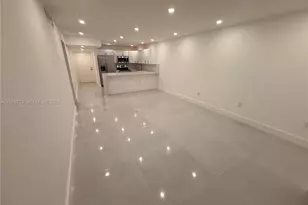 6070 W 19th Ave, Hialeah, FL 33012 - Photo 15
