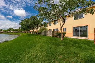 2445 SE 14th Ave #375, Homestead, FL 33035 - Photo 7
