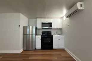 10335 NW 2nd Ct, Miami, FL 33150 - Photo 3