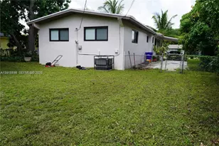 17601 NE 5th Ct, North Miami Beach, FL 33162 - Photo 7