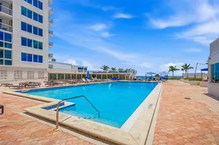 5401 Collins Ave, Miami Beach, FL 33140 - Photo 33