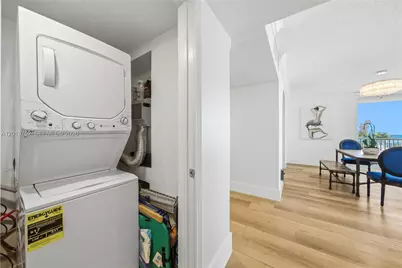5401 Collins Ave #102, Miami Beach, FL 33140 - Photo 17