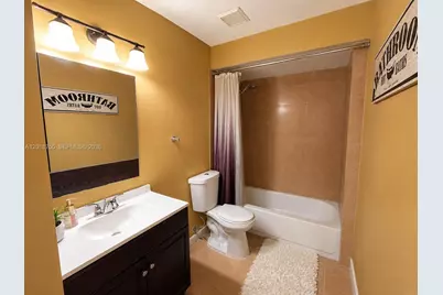 7833 Tam Oshanter Blvd #7833, North Lauderdale, FL 33068 - Photo 9