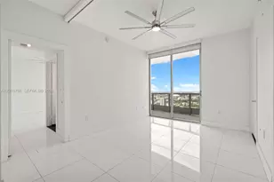900 Biscayne Blvd, Miami, FL 33132 - Photo 25