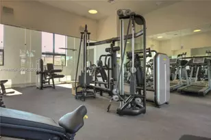 1000 Venetian Way, Miami, FL 33139 - Photo 19