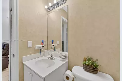 2600 SE 12th Pl #203, Homestead, FL 33035 - Photo 23