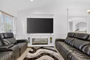 2600 SE 12th Pl, Homestead, FL 33035 - Photo 5