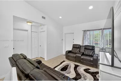 2600 SE 12th Pl #203, Homestead, FL 33035 - Photo 3