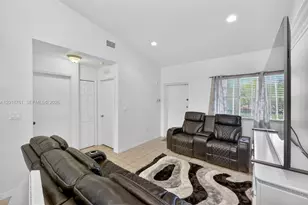2600 SE 12th Pl, Homestead, FL 33035 - Photo 3