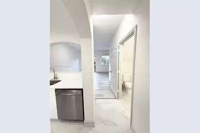 7991 NW 8th St #113B, Miami, FL 33126 - Photo 5