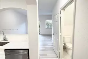 7991 NW 8th St, Miami, FL 33126 - Photo 5