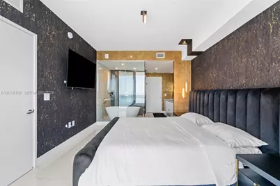 700 NE 24th St #5206, Miami, FL 33137 - Photo 11