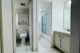 3675 N Country Club Dr, Aventura, FL 33180 - Photo 5