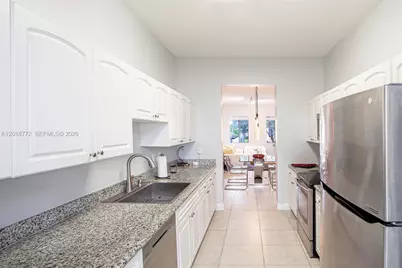 2412 Venetian Way #2412, Boynton Beach, FL 33426 - Photo 11