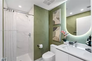 700 NE 24th St, Miami, FL 33137 - Photo 21