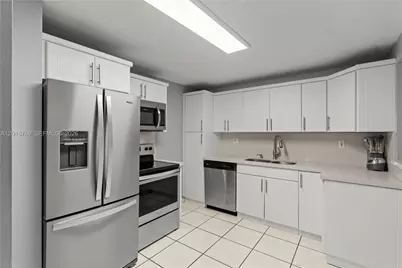 18151 NE 31st Ct #305, Aventura, FL 33160 - Photo 11