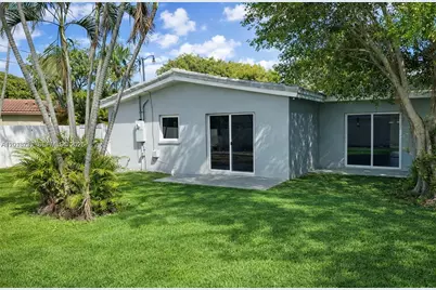 1881 NW 5th Ter #1881, Pompano Beach, FL 33060 - Photo 3