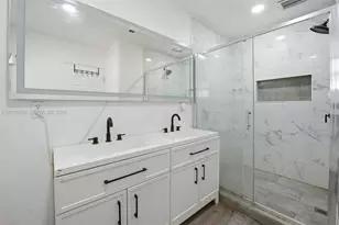 4621 SW 31st Dr, West Park, FL 33023 - Photo 11