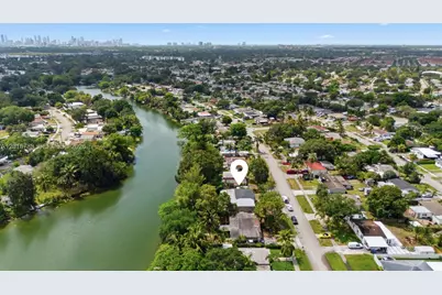4621 SW 31st Dr, West Park, FL 33023 - Photo 19