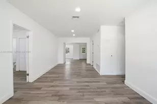 4621 SW 31st Dr, West Park, FL 33023 - Photo 9
