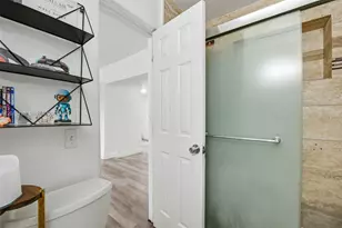 4621 SW 31st Dr, West Park, FL 33023 - Photo 11