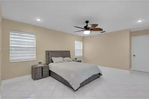 7817 Sunflower Dr, Margate, FL 33063 - Photo 15