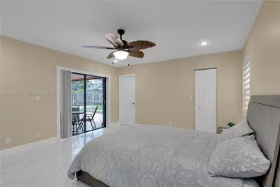 7817 Sunflower Dr, Margate, FL 33063 - Photo 17