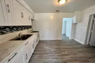 1801 NW 88th St, Miami, FL 33147 - Photo 17