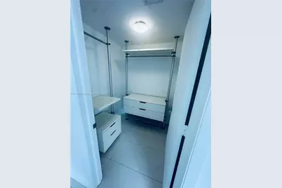 350 S Miami Ave #2008, Miami, FL 33130 - Photo 13