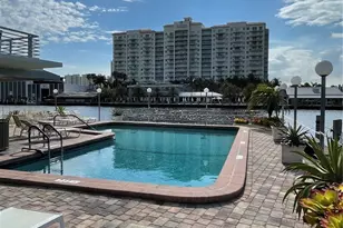 2900 NE 30th St, Fort Lauderdale, FL 33306 - Photo 3