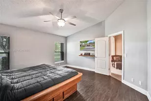 9011 NW 61st St, Tamarac, FL 33321 - Photo 27
