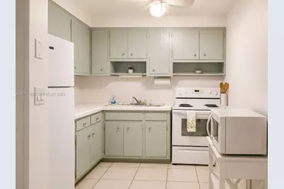 [Address not provided], Hollywood, FL 33020 - Photo 13